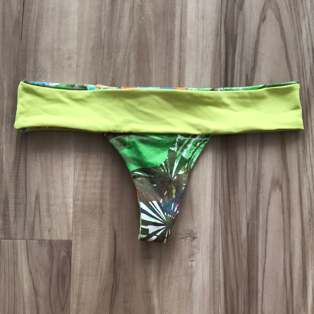 Reversible bottoms